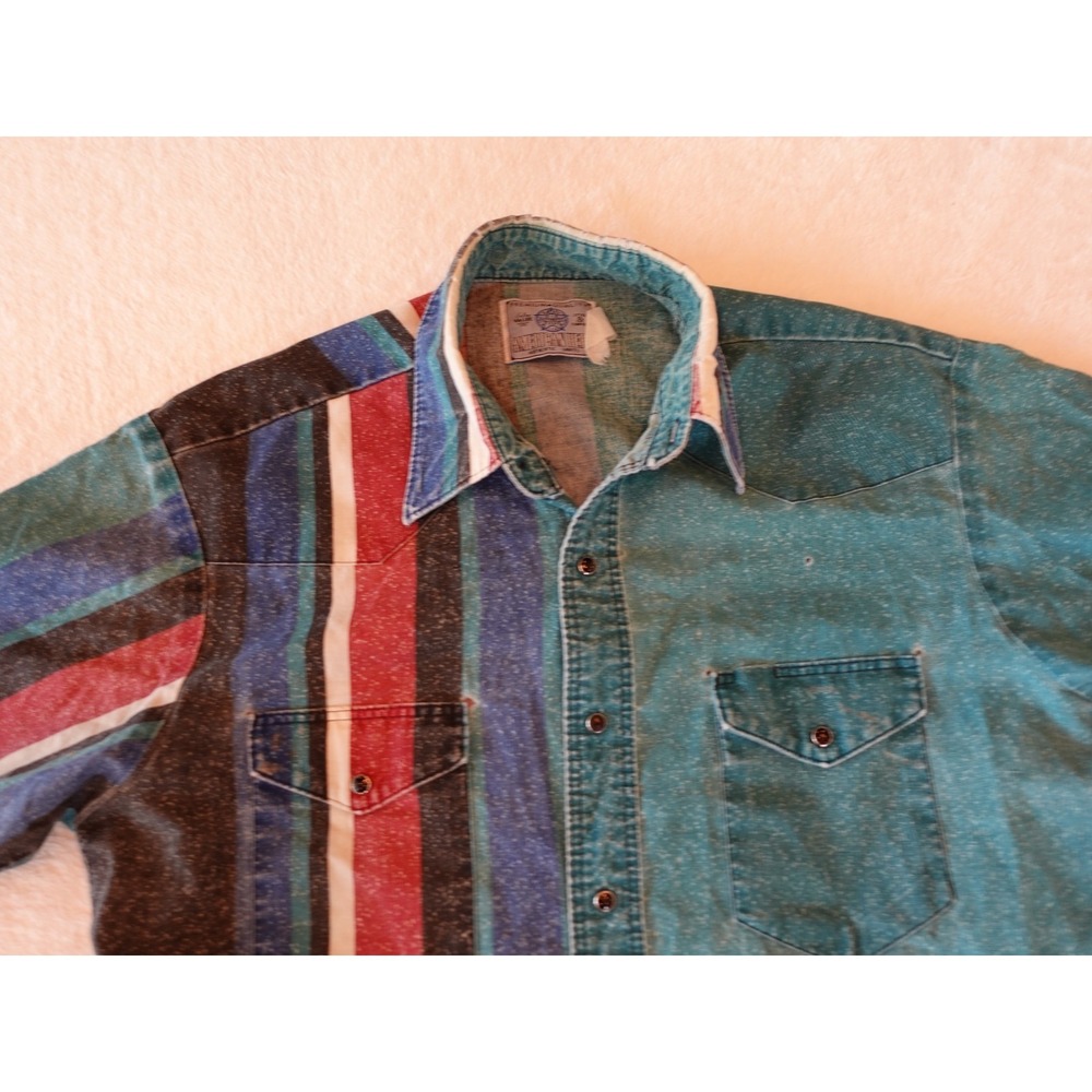 90s VINTAGE American Hero Short Sleeve Pearl Snap Shirt Medium Green Red Striped - Picture 3 of 10